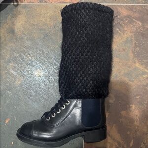 CHANEL boots with wool shaft and chain detail - can be stilled multiple ways EUC